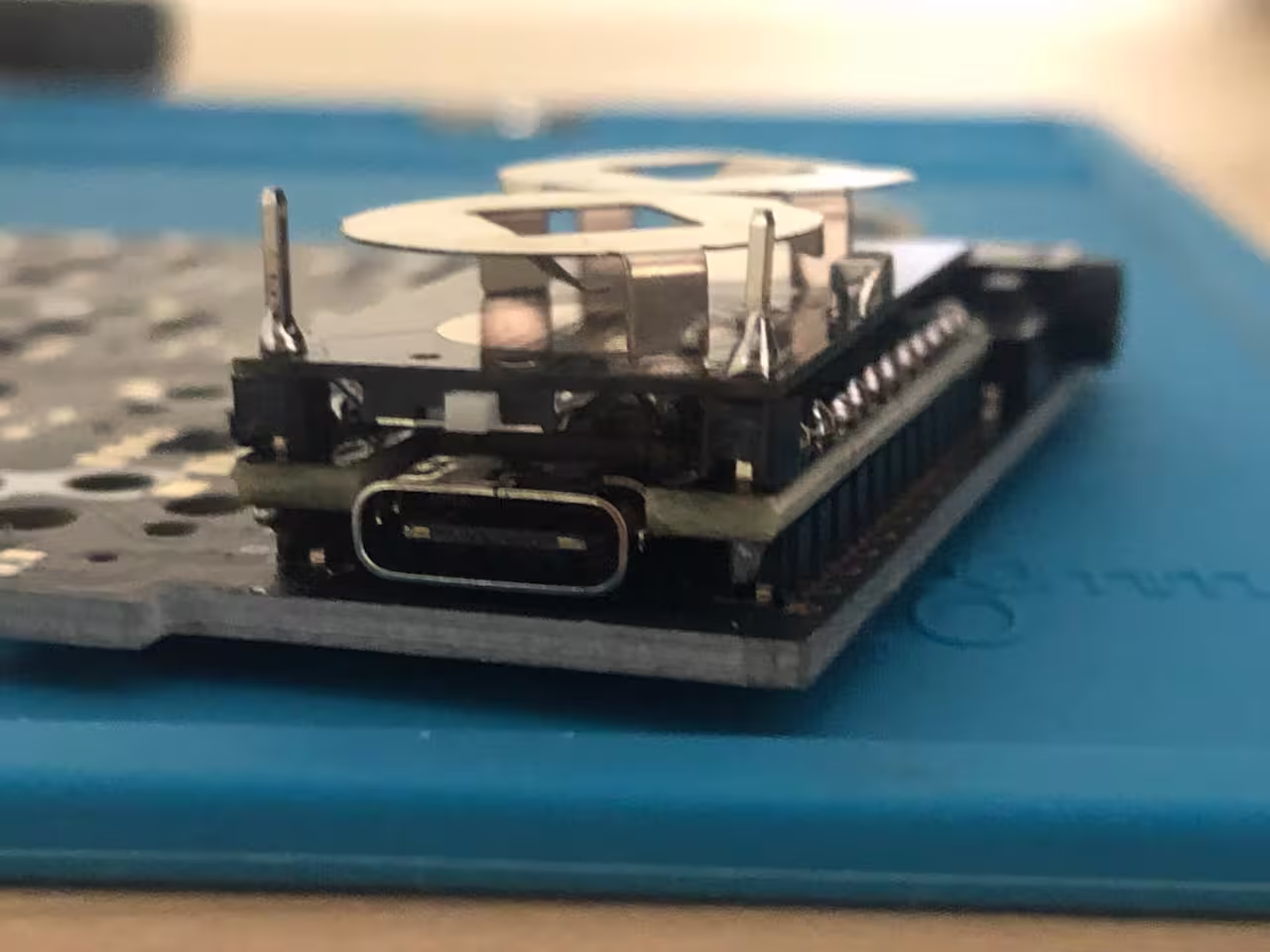 電池基板の取り付け1